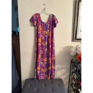 Vintage Hilo Hattie maxi dress